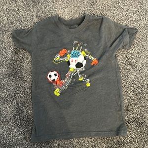 Under Armour tshirt sz 5